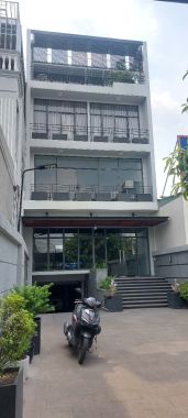 Nhà mặt tiền gần chợ Bình Phước QL13